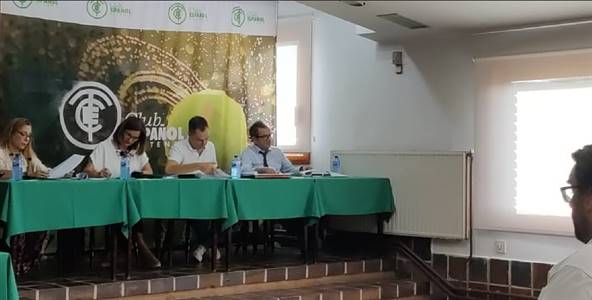Mesa Asamblea.jpg