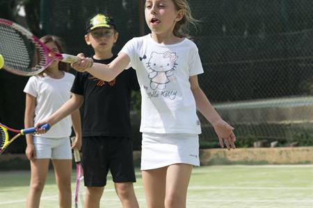 escuelas de tenis para niños 