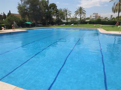 piscina club español de tenis